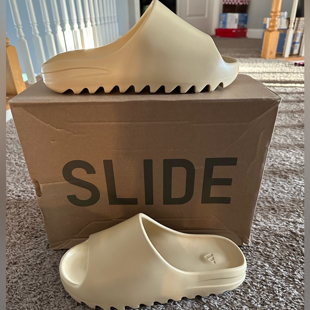 Yezzy slides